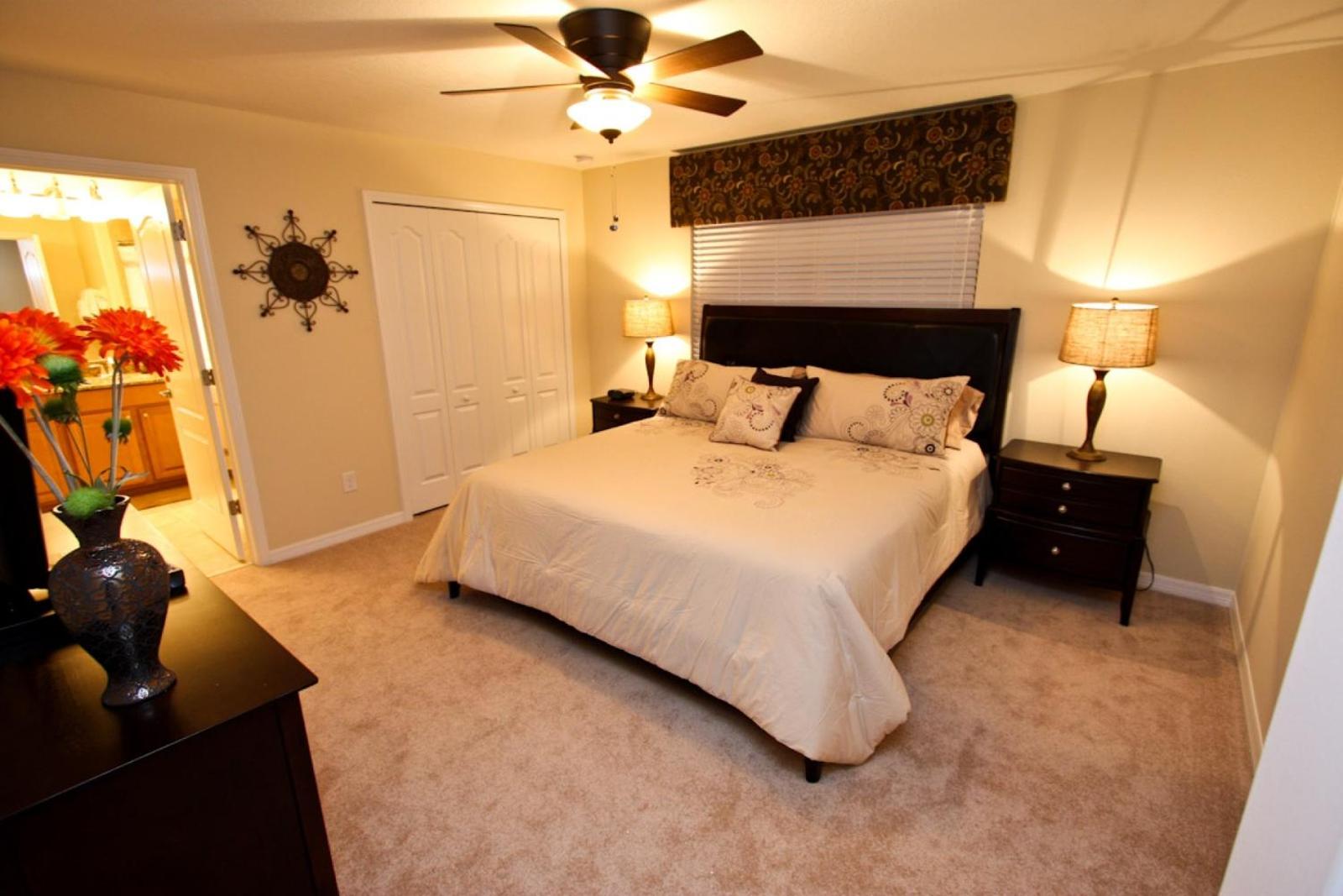 8888 Paradise Palms Main image 1